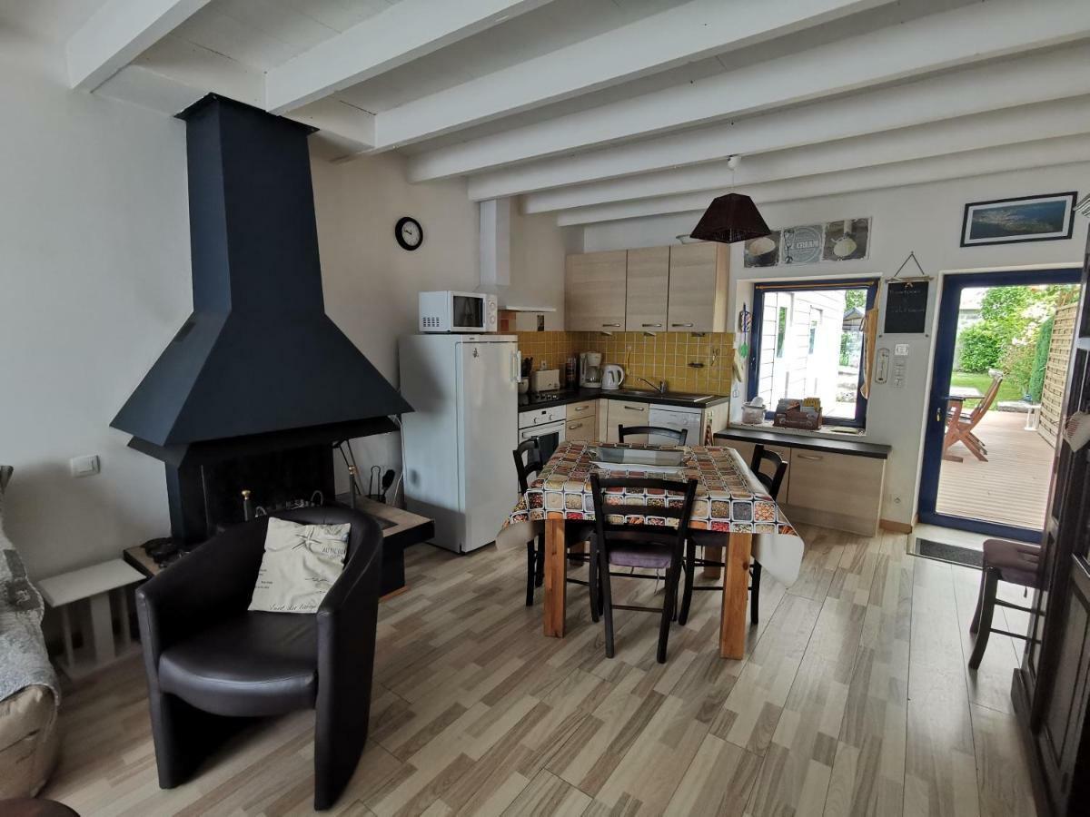 Villa Joli coeur à Dragey-Ronthon Extérieur photo