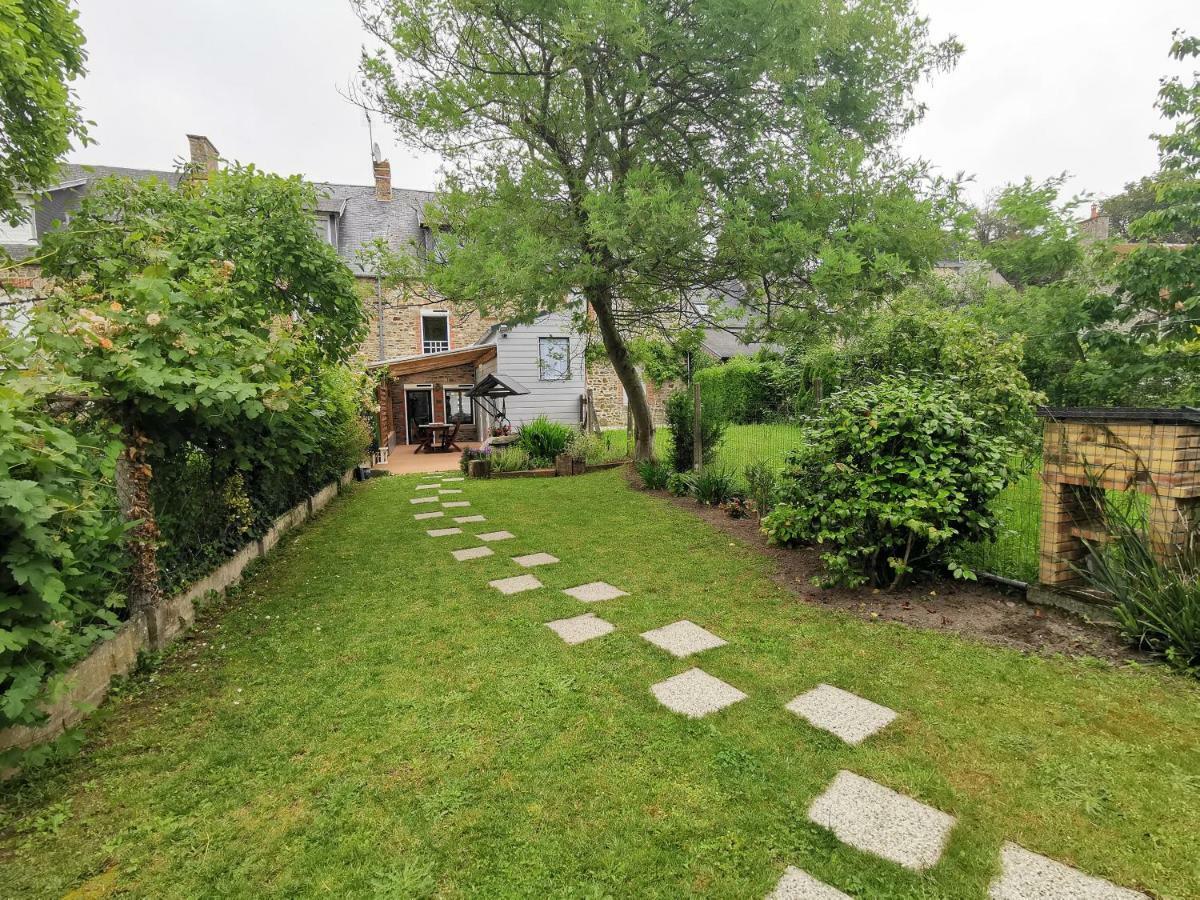 Villa Joli coeur à Dragey-Ronthon Extérieur photo